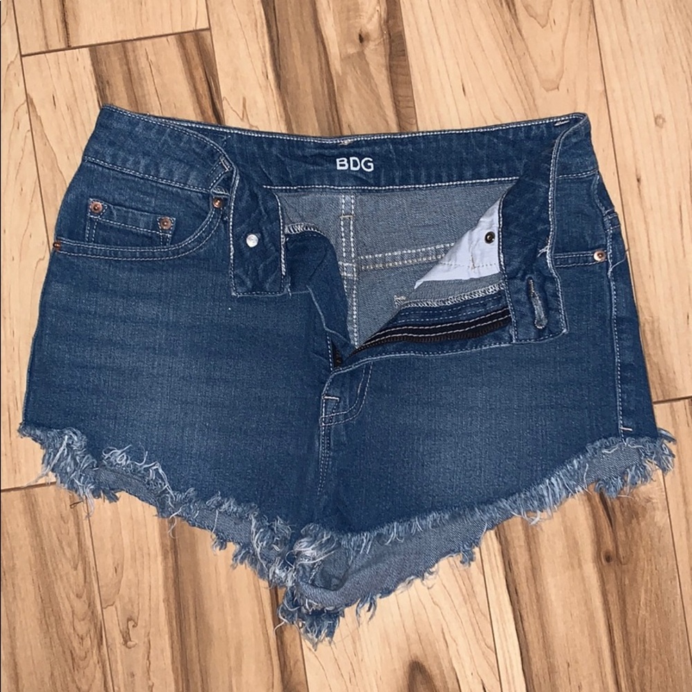 BDG Jean short